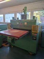 Stanzmaschine Schön