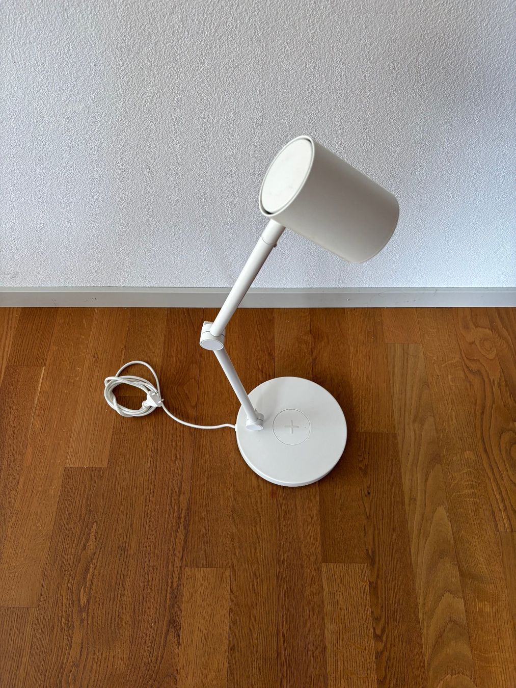 Ikea Lampes: Tischlampe weiss mit Ladefunktion – D'occasion à Winterthur par topaz02