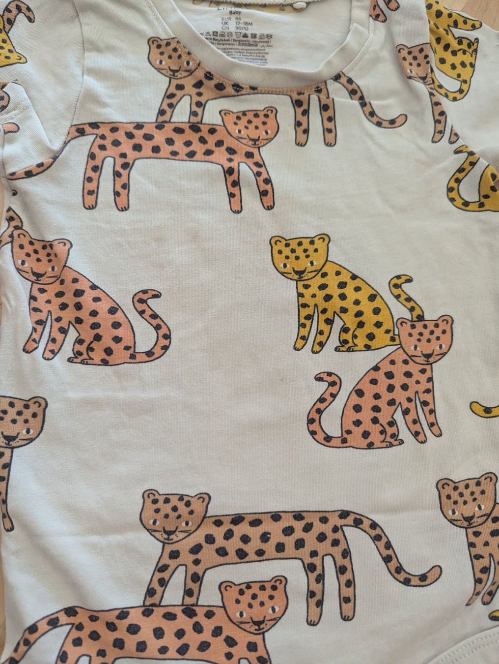 Biancheria intima: LINDEX Body mit Leopardenmuster Grösse 86 – Usato da Uster venduto da petches 5