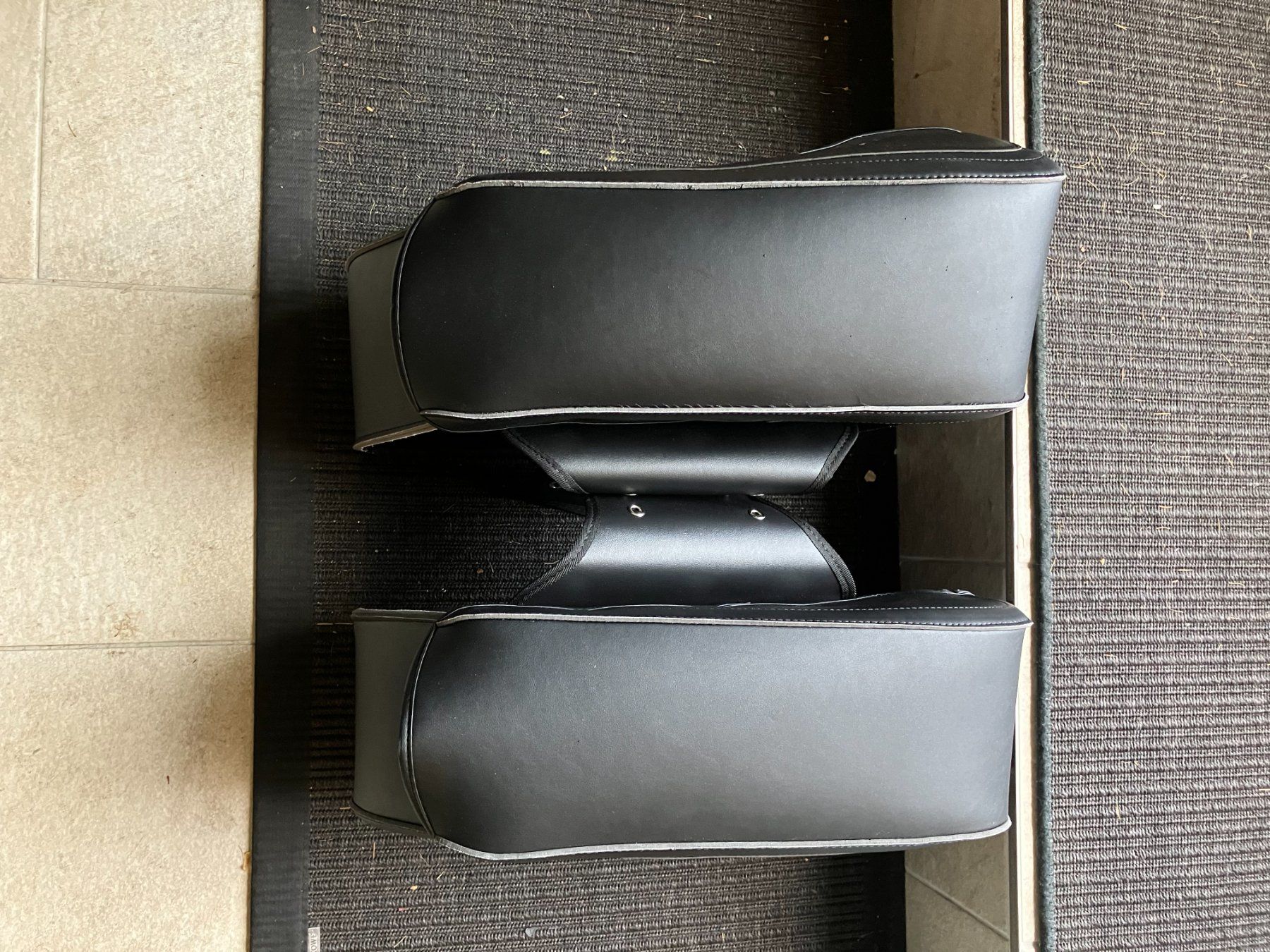 Taschen: Satteltasche Motorrad Unniversal – Gebraucht aus Uster von duk_xy2z 2