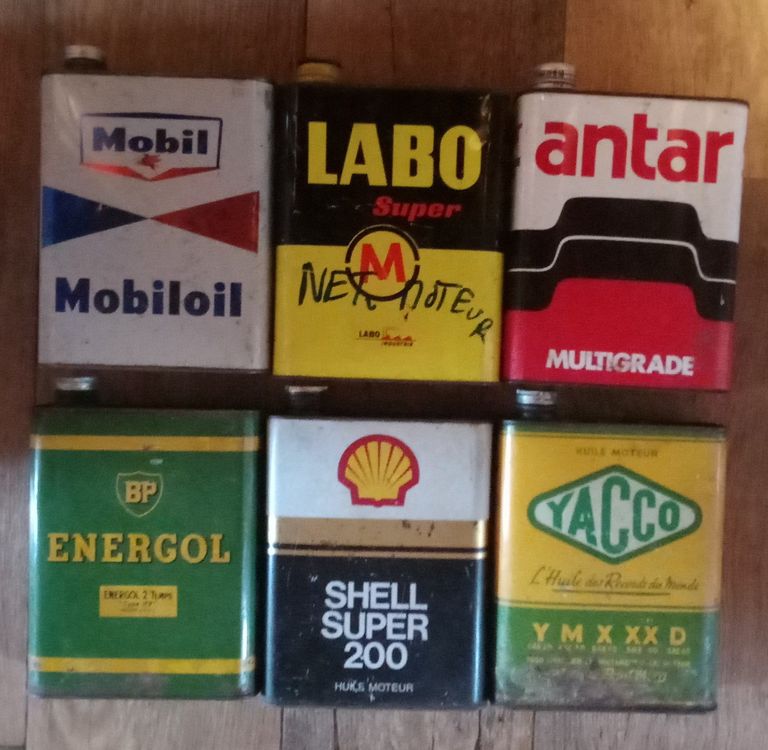 Bidons D'huile En Argent : élégance Et Protection Pour Votre Huile