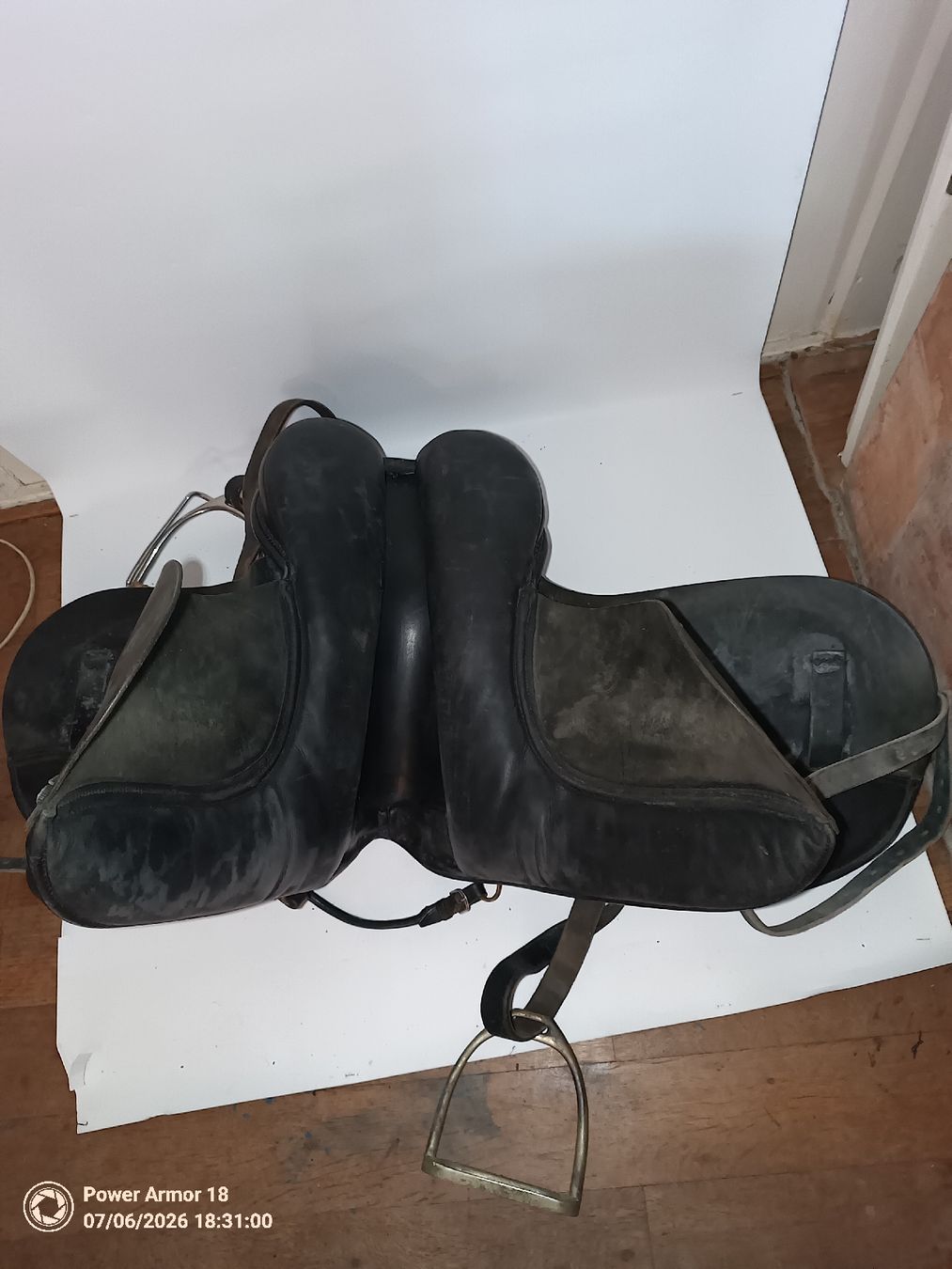 Selles, accessoires: Sattel  – D'occasion à Bargen SH par sti_drf8 2
