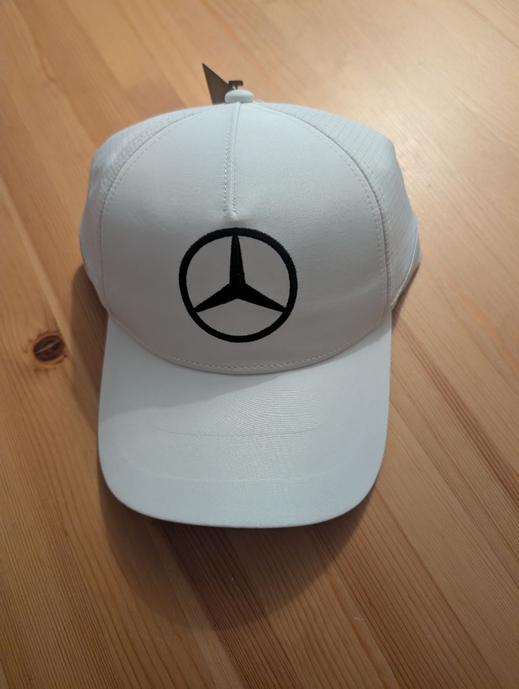 Mercedes-Benz Copricapi, berretti & cappellini: Cap Mercedes AMG Petronas Formula 1 – Nuovo e nell'imballaggio originale da Zürich venduto da CG_8 4
