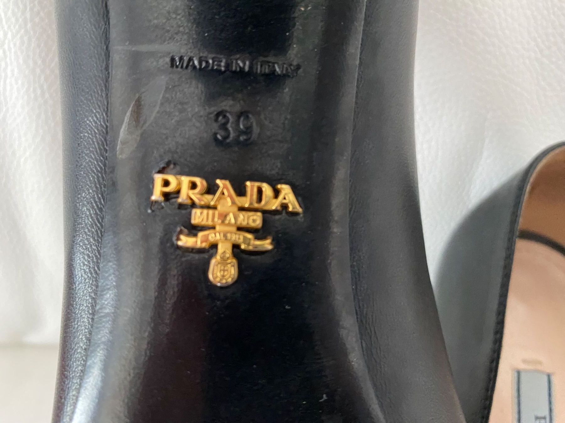 Prada Scarpe da donna: Pumps schwarz Leder Grösse 39 Marke PRADA – Usato da Appenzell Meistersrüte venduto da zongabolla 4