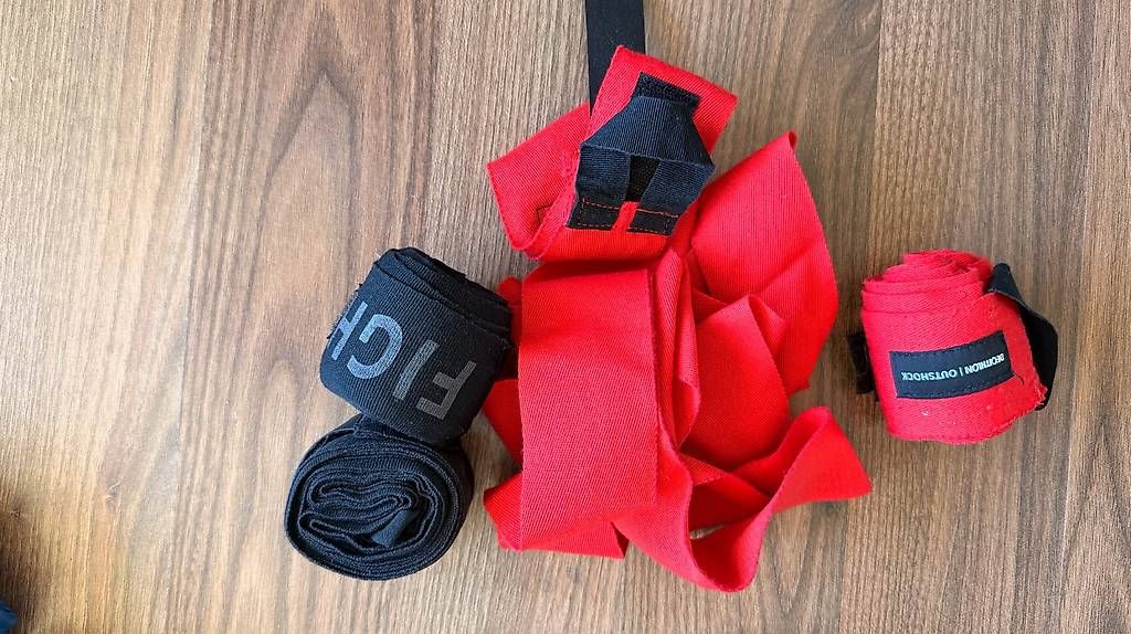 Gants & mitaines : gants de boxe – D'occasion à Penthalaz par Brunogtr35 4