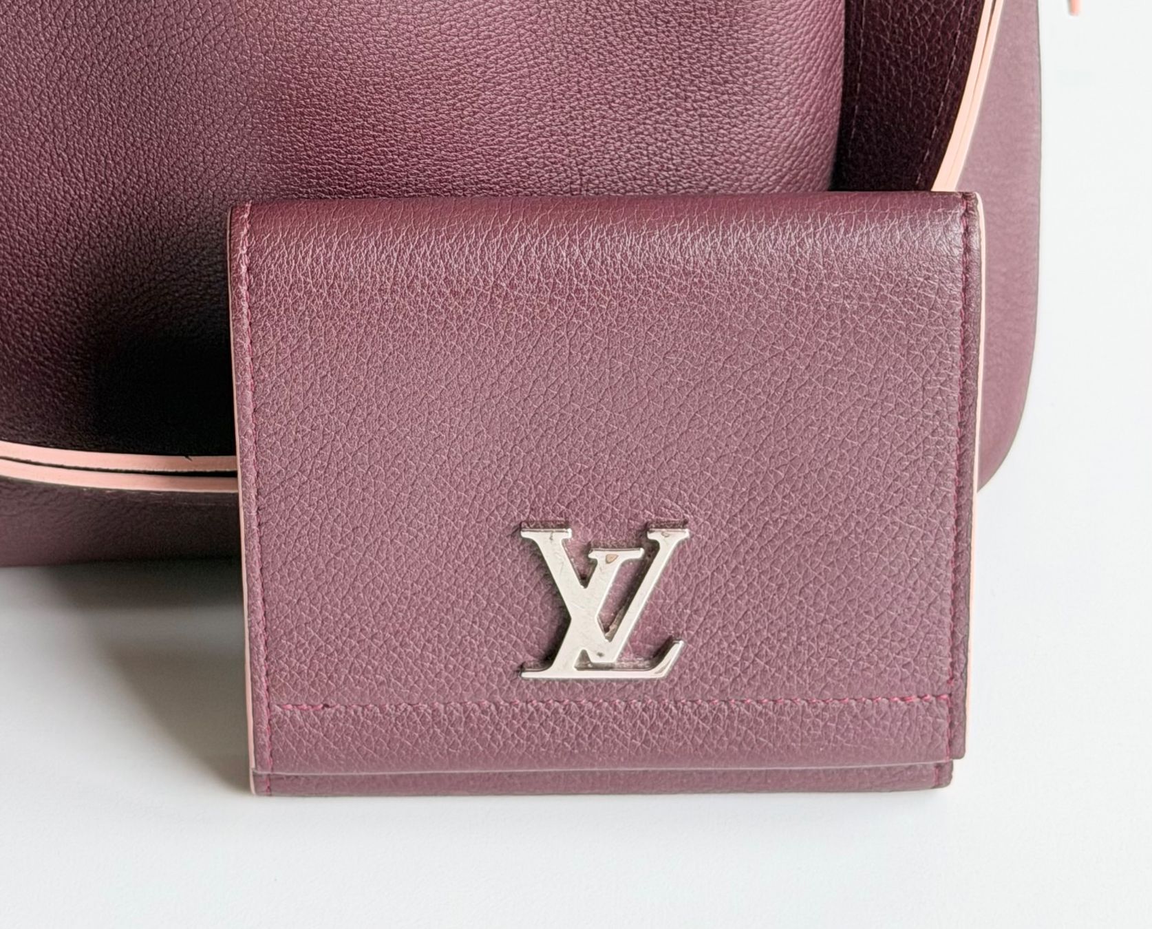 Louis Vuitton Portamonete: Louis Vuitton Portefeuille Lockme – Usato da Reinach AG venduto da BisMad3 1