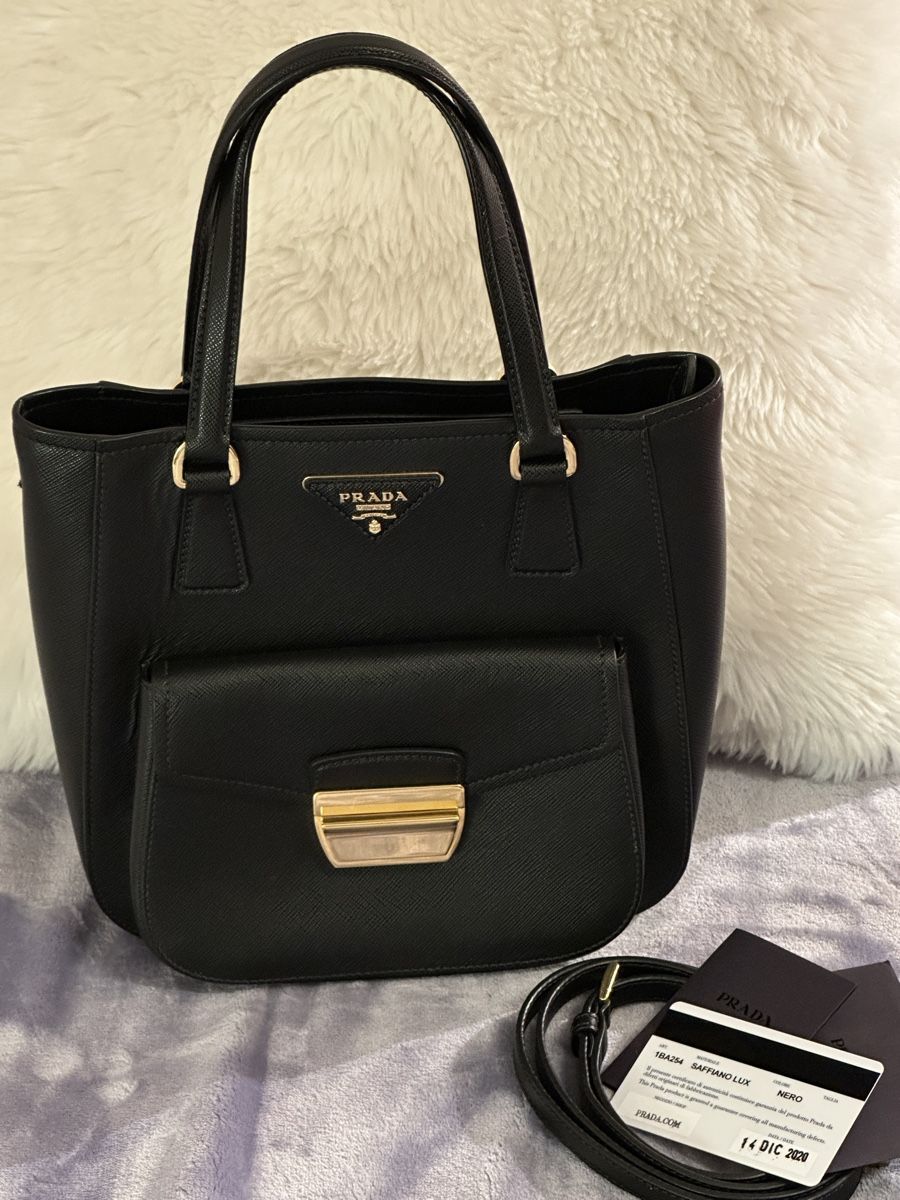 Prada Borse da donna: Schicke Prada Handtasche, schwarz - ein echter Hingucker! – Nuovo (secondo la descrizione) da Burgdorf venduto da menina04