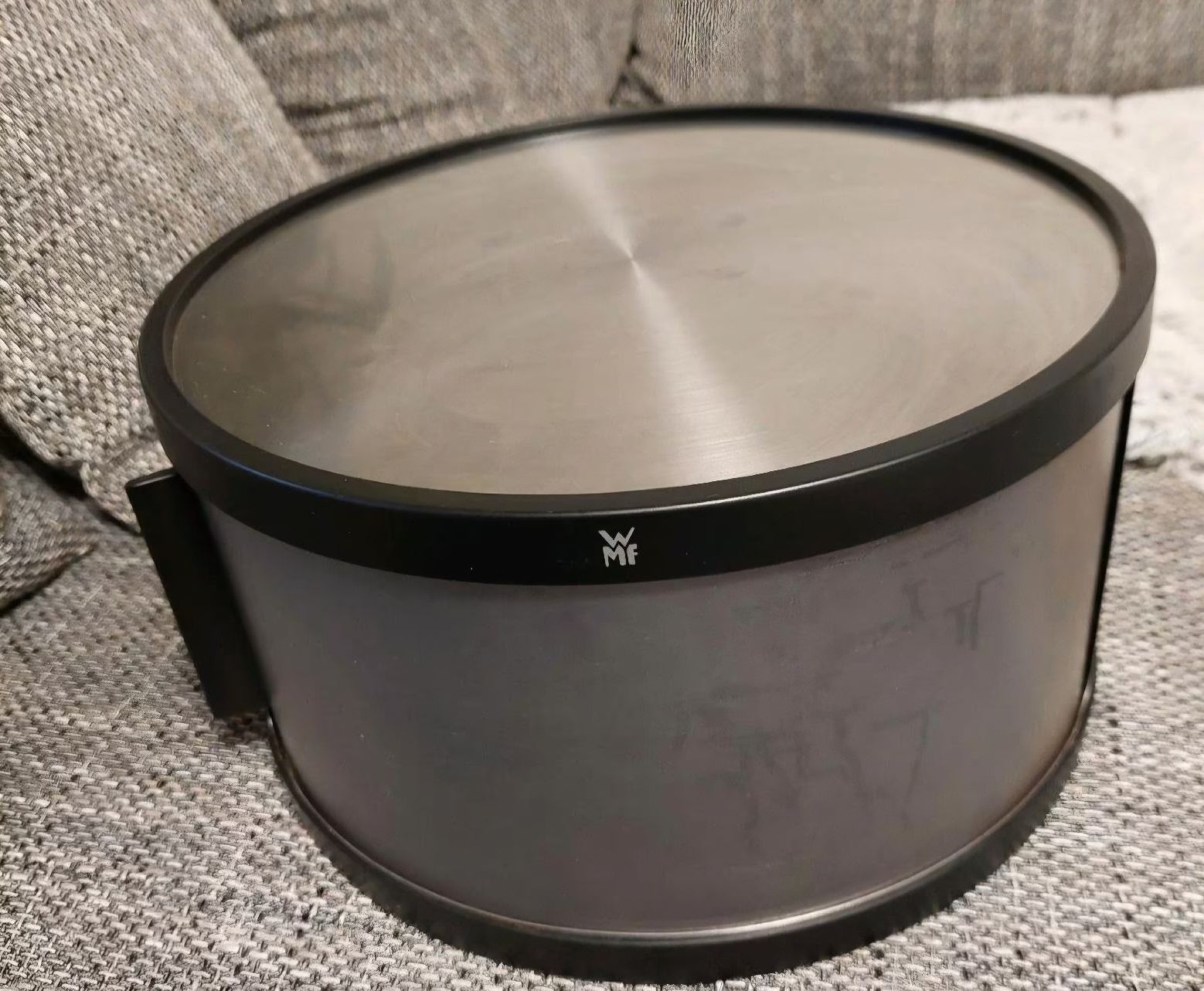 WMF Recipients et similaires: WMF Brottrommel Brotkasten – D'occasion à Riedikon par Winter21. 2