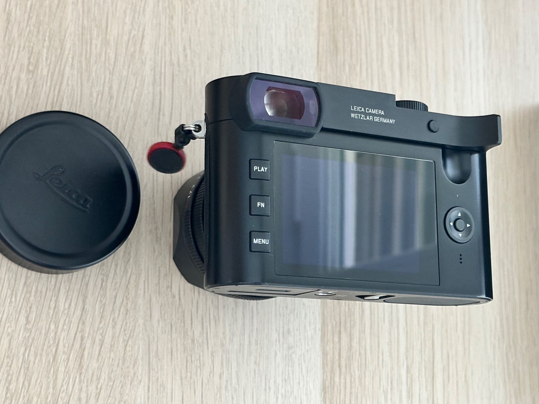 Leica Kamera: Leica Q2 mit Zubehör und Originalverpackung – Gebraucht aus Basel von NicCai 3