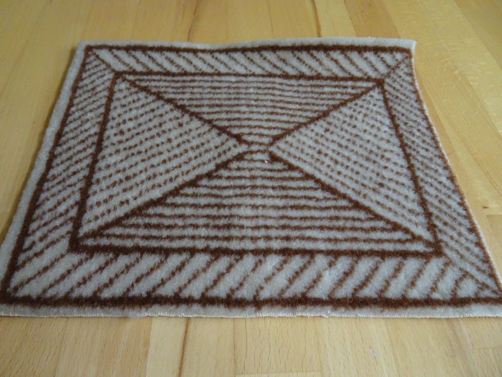 4-tlg. Miniatur Teppiche Für Puppenhaus - Verschiedene Formen & Farben