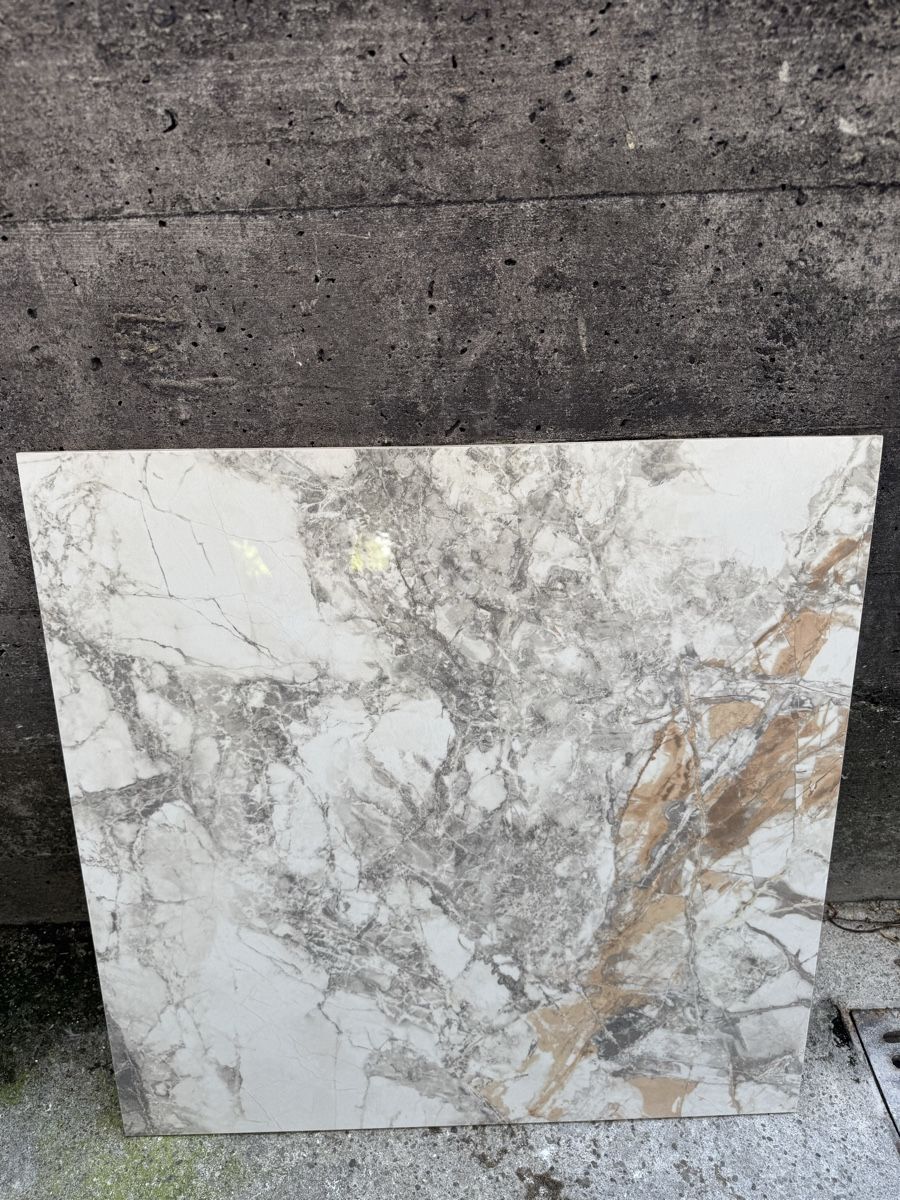 Rivestimenti per pavimenti: Fliessen 60cm x 60cm WHITE GOLD – Nuovo e nell'imballaggio originale da Orpund venduto da dizi.98 2