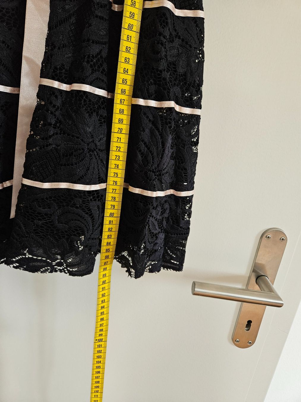 Vestiti: Sehr elegantes, schwarzes Kleid Gr.M – Usato da Schaffhausen venduto da sabrina915 1