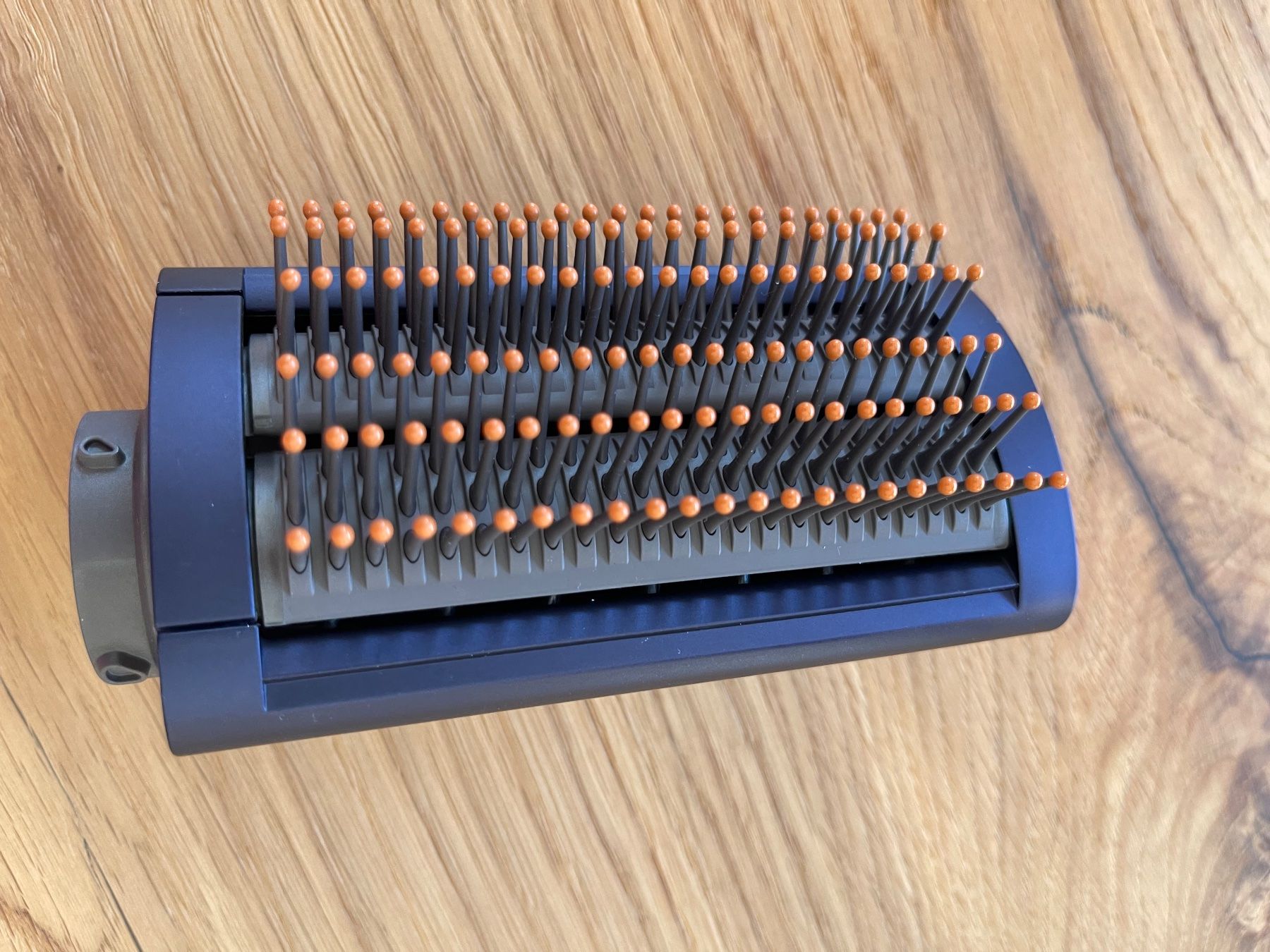 Dyson Altro per la cura dei capelli: Weiche Smoothing Bürste Dyson – Nuovo (secondo la descrizione) da Klosters venduto da Joasia42 1