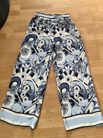 Damen Hose in ca. Gr. S/M
