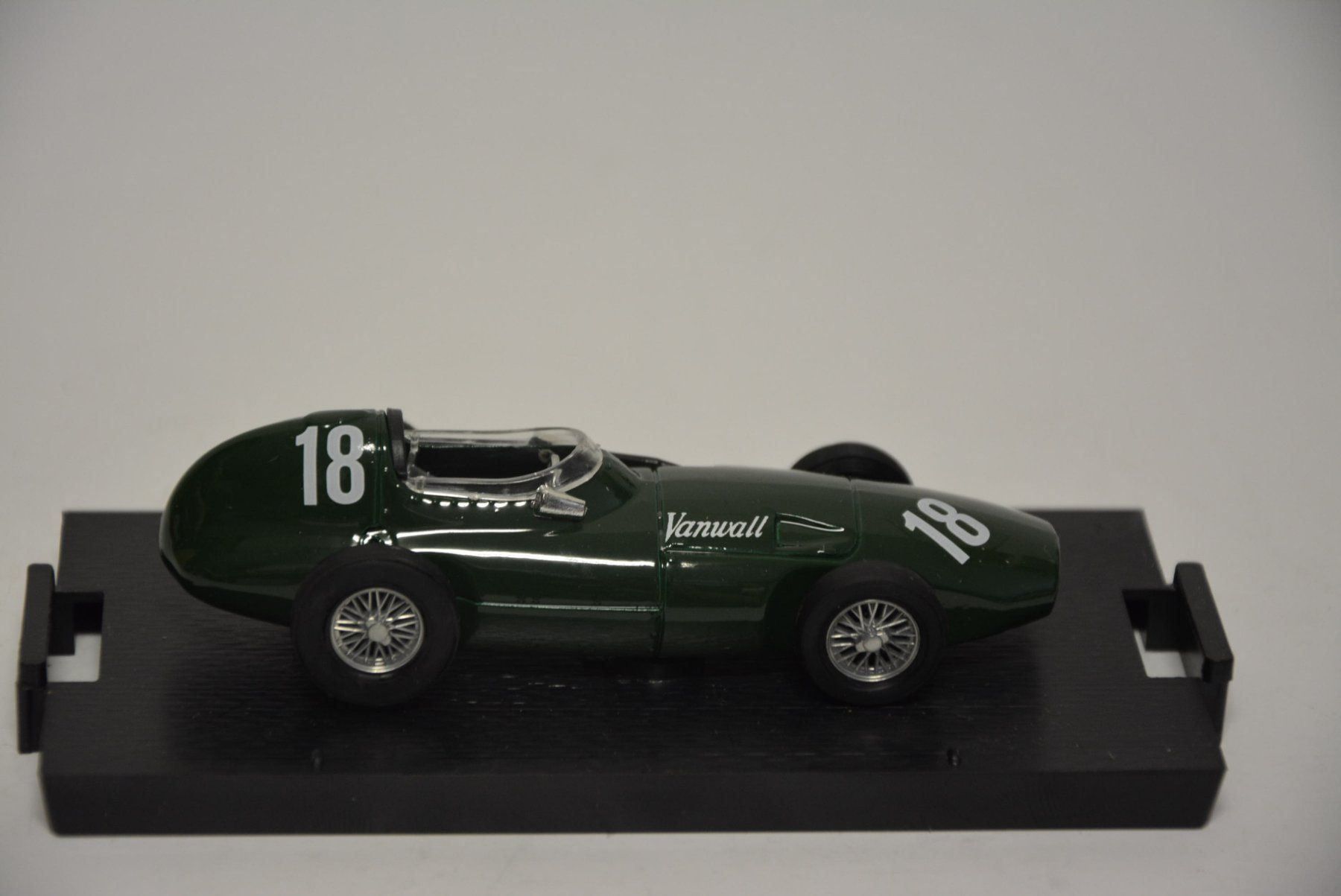 Modellautos: Vanwall F1 HP 285 1957 , Brumm , 1:43 – Neu und originalverpackt aus Goldach von Feivel9 5