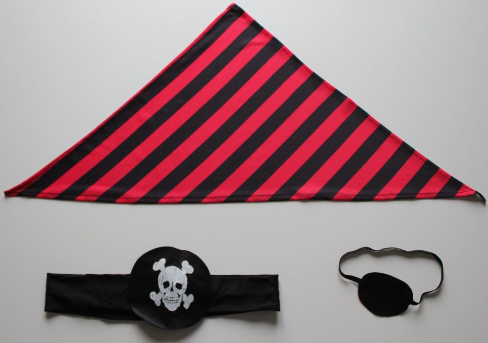 Costume pirate / Pirat t. 120 - 130   NEU! 10