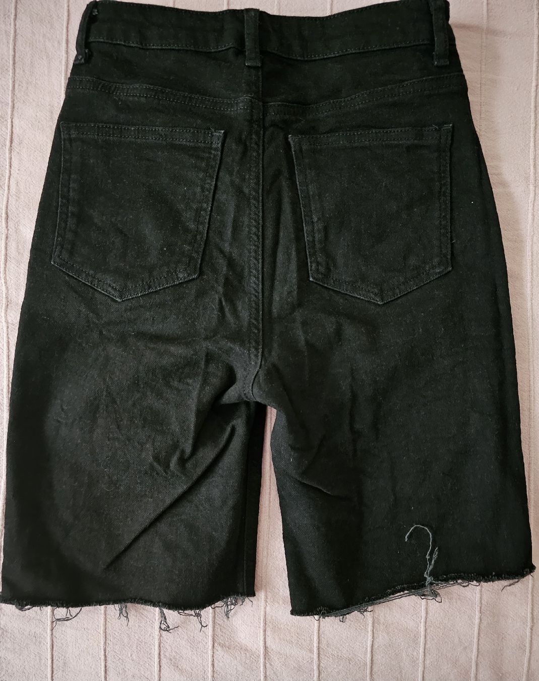 Jeans: Trendyol Bermudashorts – Nuovo (secondo la descrizione) da Steinmaur venduto da Kiki_m240 1