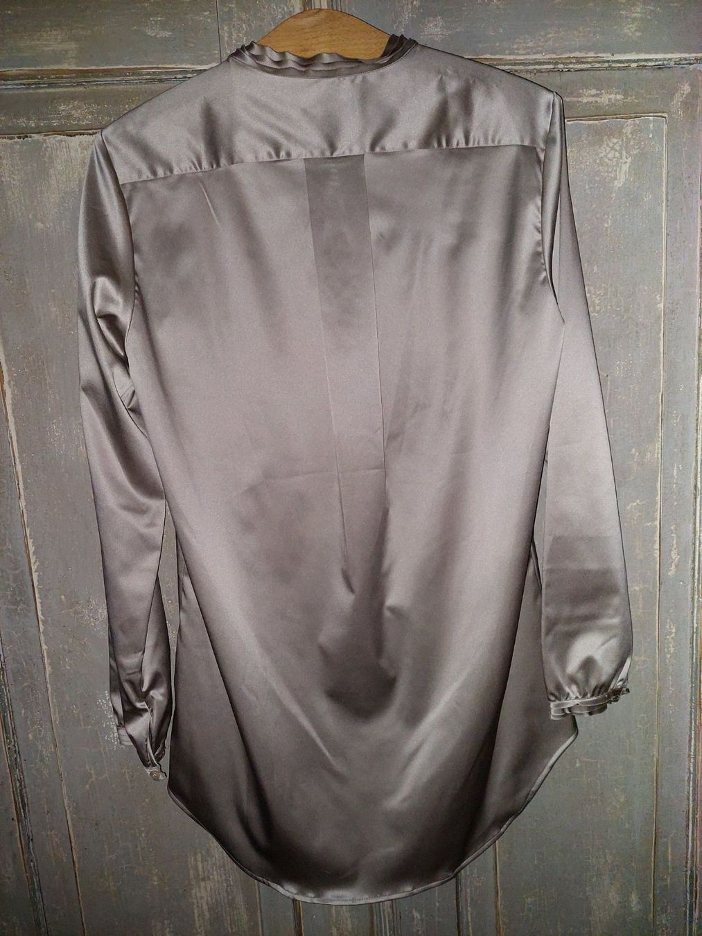 Camicette: Aglini . Bluse silberglanz XS – Nuovo e nell'imballaggio originale da Besenbüren venduto da teluride89 2