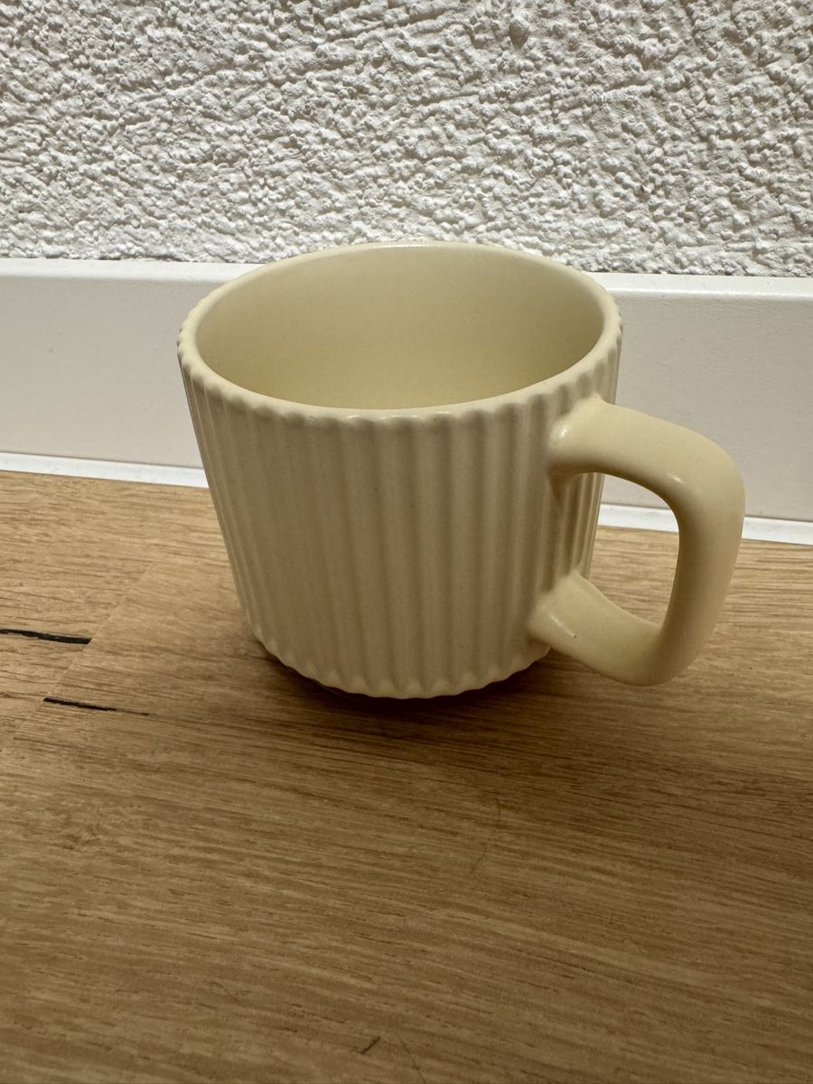 Tasses: 4 Kaffeetassen – Neuf avec emballage d'origine à Dottikon par Angii.Smile 1