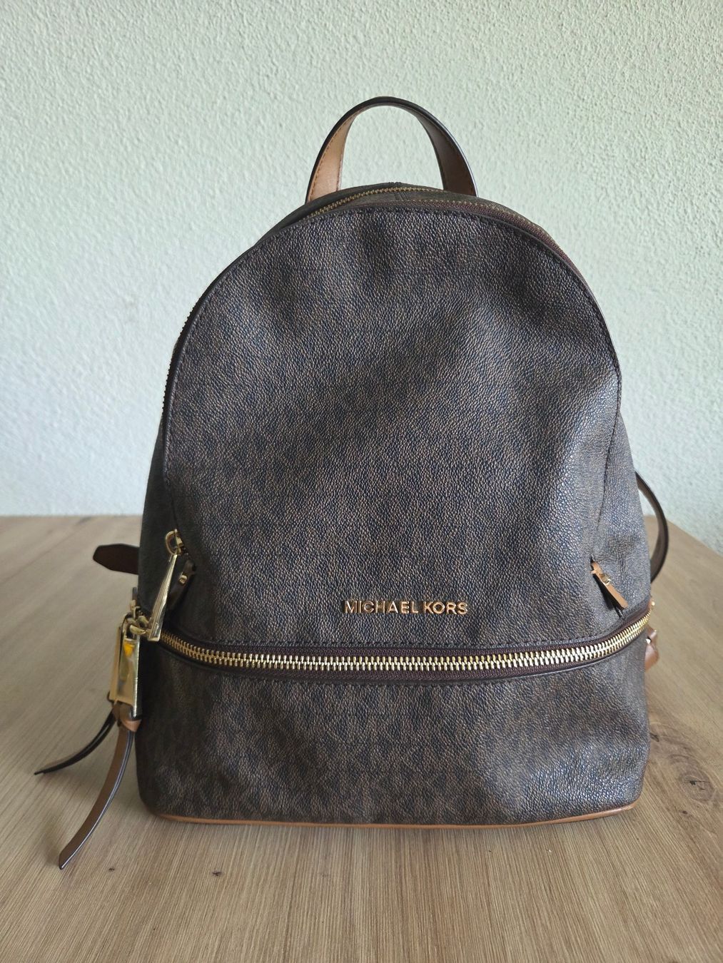 Michael Kors Sacs à dos: Michael Kors Rucksack – D'occasion à Bülach par Kinotsu