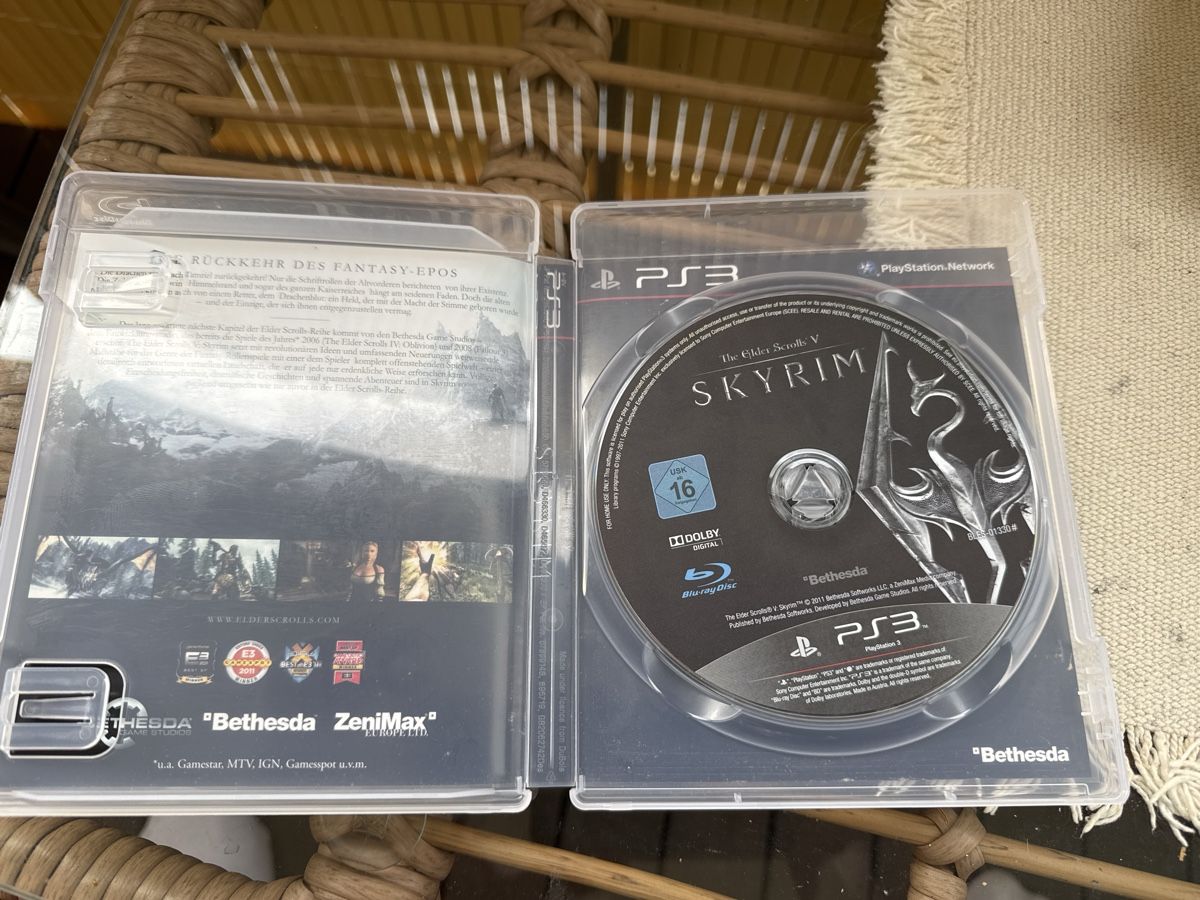 Sony Giochi: The Elder Scrolls Skyrim PS3 Spiel gebraucht – Usato da Olten venduto da HoYa01 1