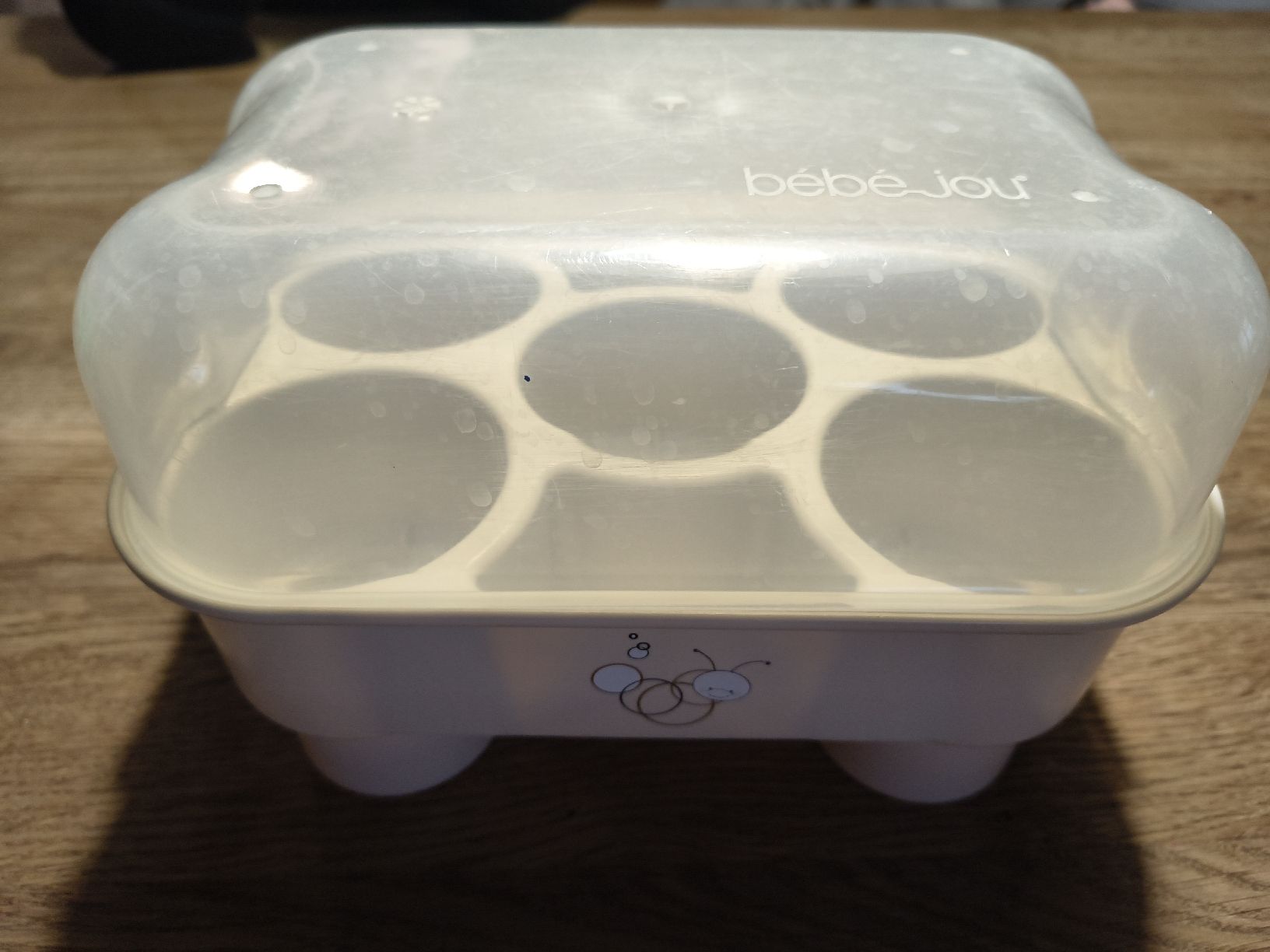 Baby-Mahlzeiten: Bébé jou Bottle Sterilizer - Compact and Ready to Use! – Gebraucht aus Uster von chiki-chiki