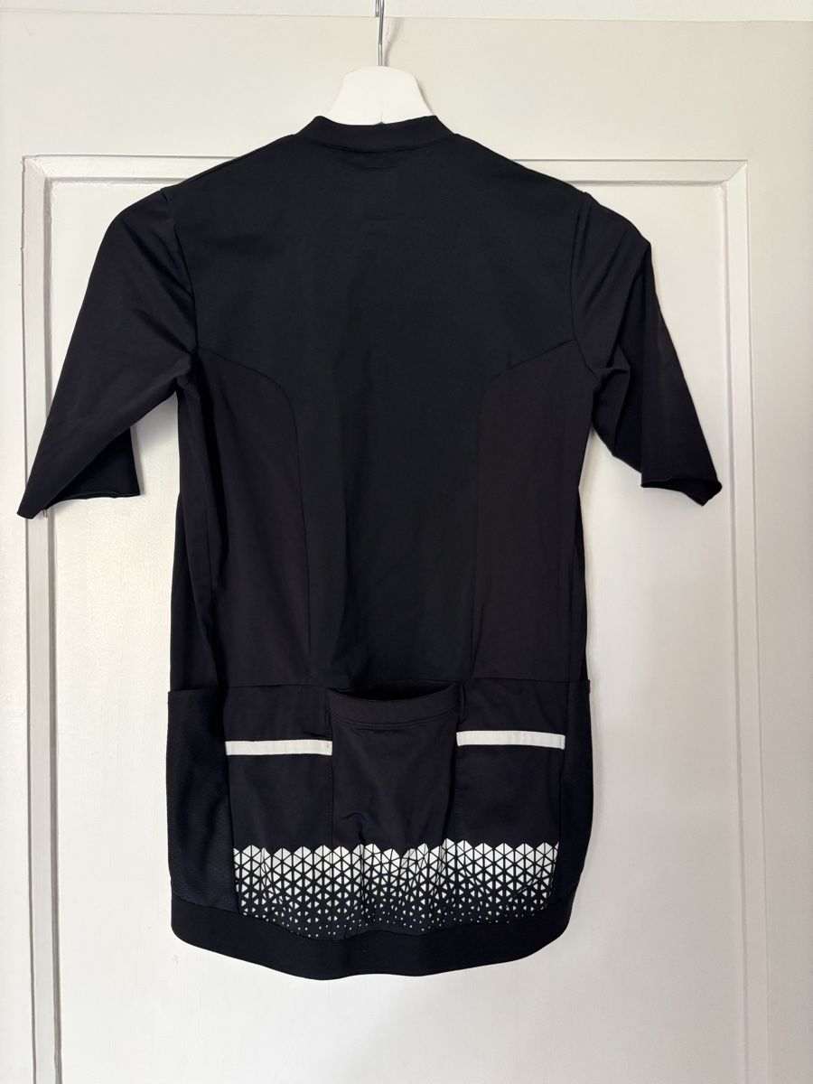 Oakley Canottiere & Pantaloni: Oakley velo trikot – Usato da Bern venduto da Andrebern 1