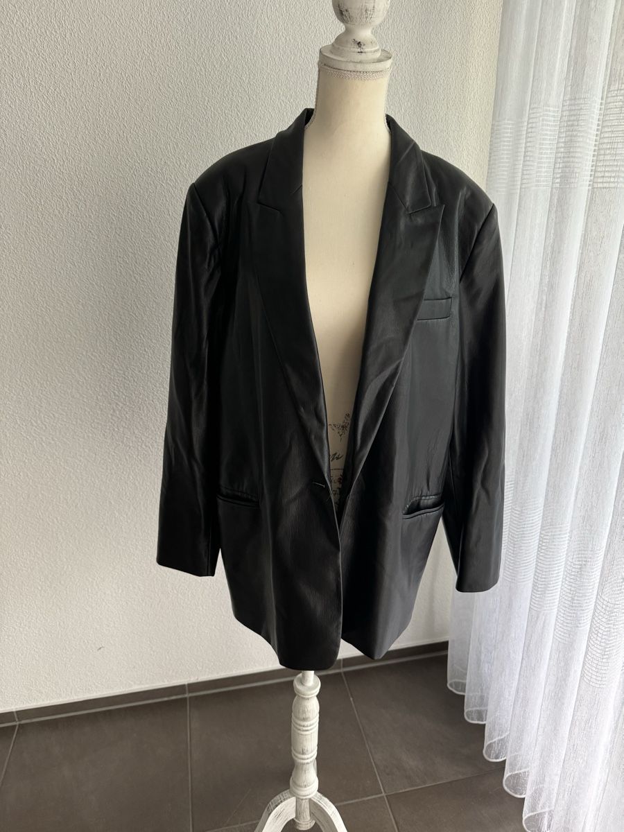 Zara Giacche: Schicker Blazer in Lederoptik Gr. XL schwarz – Usato da Zug venduto da azr_gst2