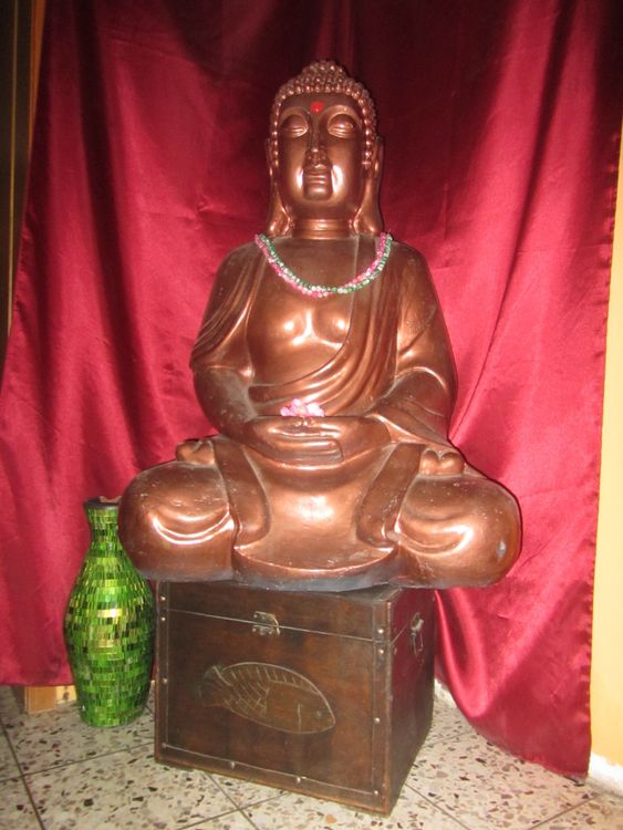 XXL 🤩 Buddha 100 cm hoch 60 cm breit + roter Ahorn Pflanze 1