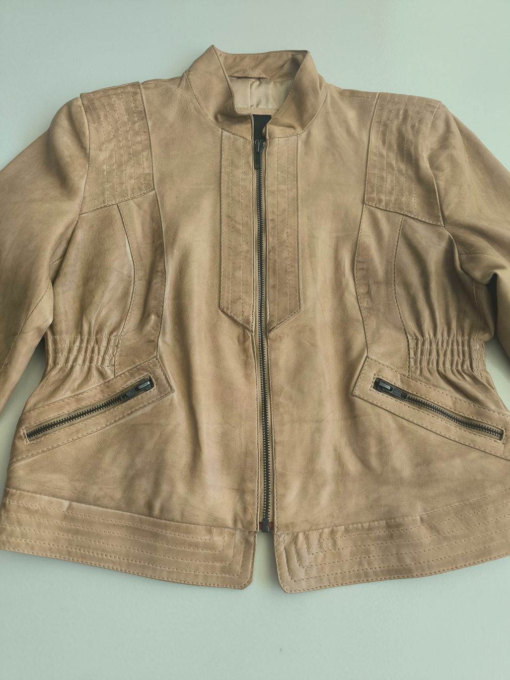 Giacche: Echtleder beige Jacke mittel – Usato da Wallisellen venduto da C_DM 9