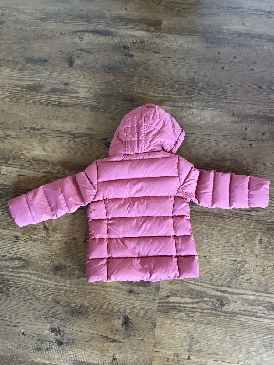 Giacche & Cappotti: Mädchen Daunenjacke Gr. 104 rosa – Usato da Lax venduto da sar_m825 1