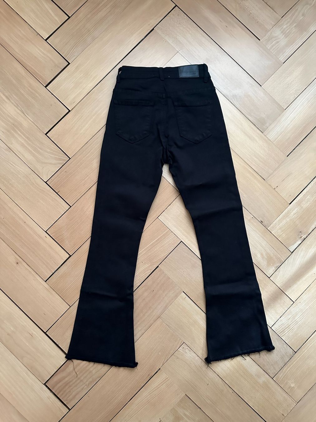 Jeans: ALGO BONITO - Boot Cut Jeans schwarz 34 – Gebraucht aus Zürich von Diazaio 3