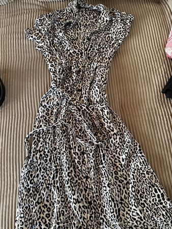 neuwertiges langes Kleid von One more Story Grösse 38