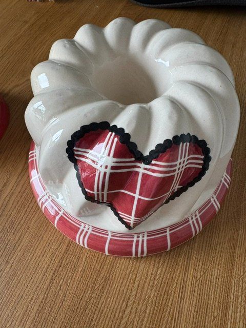 Backformen: Gugelhopfform mit Herz, rot/weiss – Gebraucht aus Evilard von inf_9ff9