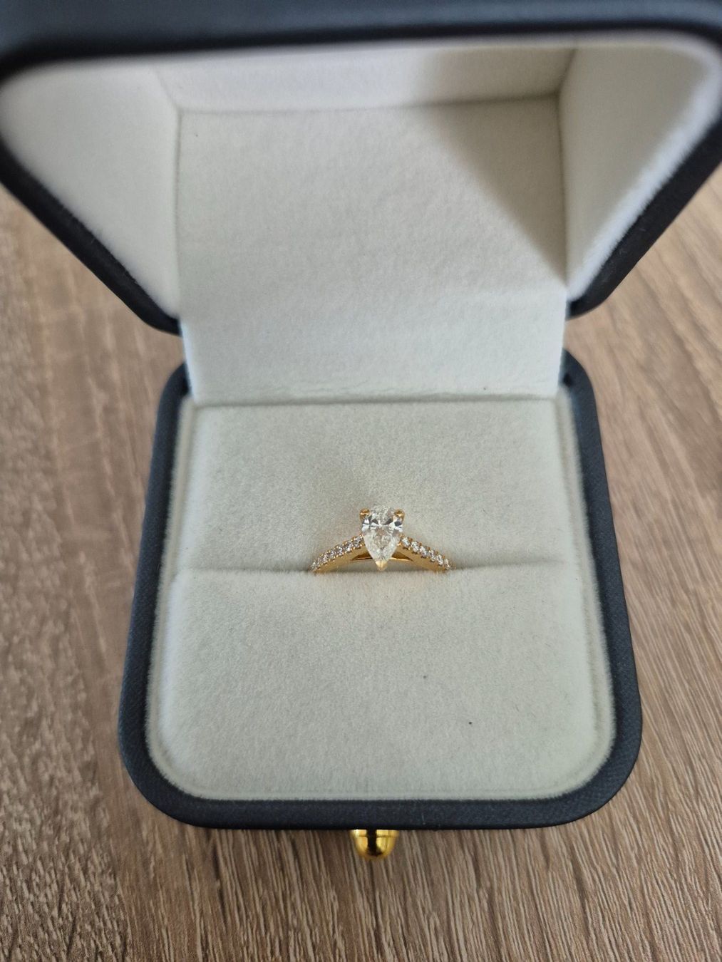 Anelli: bague or et diamants taille 50 neuve – Nuovo e nell'imballaggio originale da Genève venduto da Miki20080