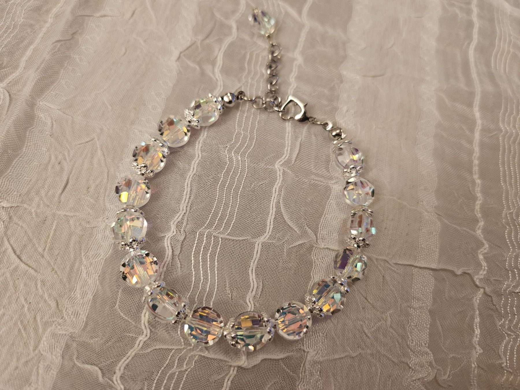 Bracciali & Braccialetti: Handgemachte armkette aus swarovski perlen – Nuovo e nell'imballaggio originale da Dietikon venduto da Eleda