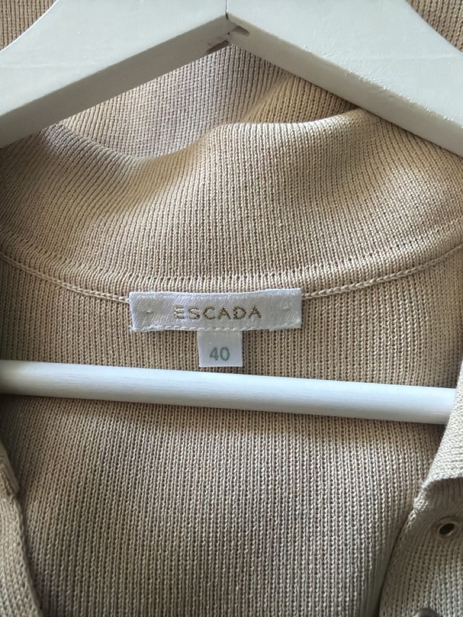 Escada Kleider: Escada Strickkleid beige Grösse 40 neuwertig – Gebraucht aus Tägerwilen von Auster1 2