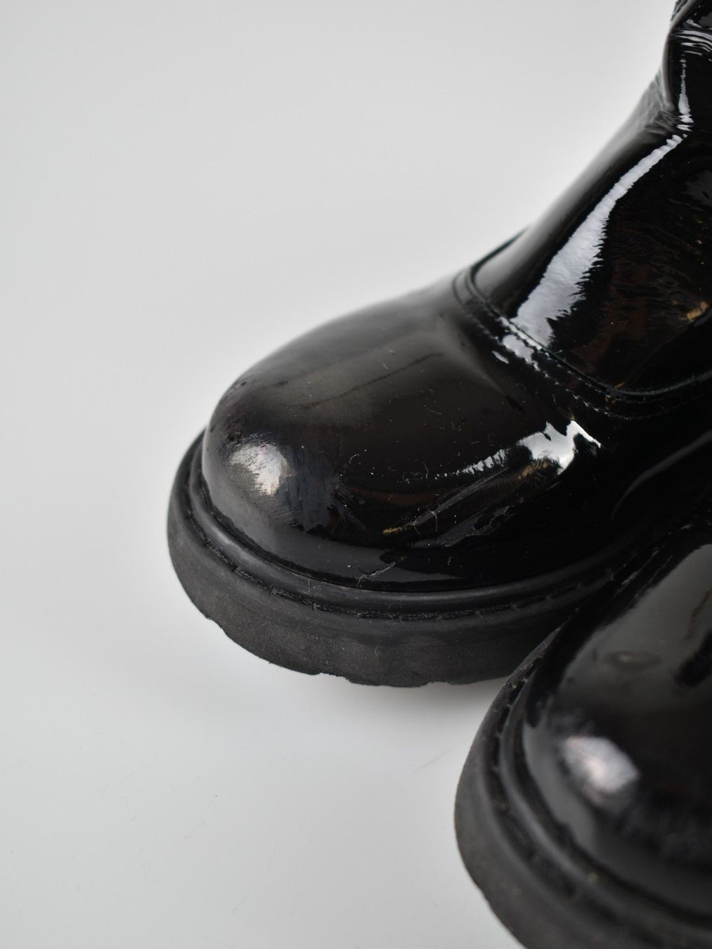 Moschino Scarpe per ragazze: Moschino Lackleder Boots Gr.30 – Usato da Nürensdorf venduto da 2ND_STORY 6