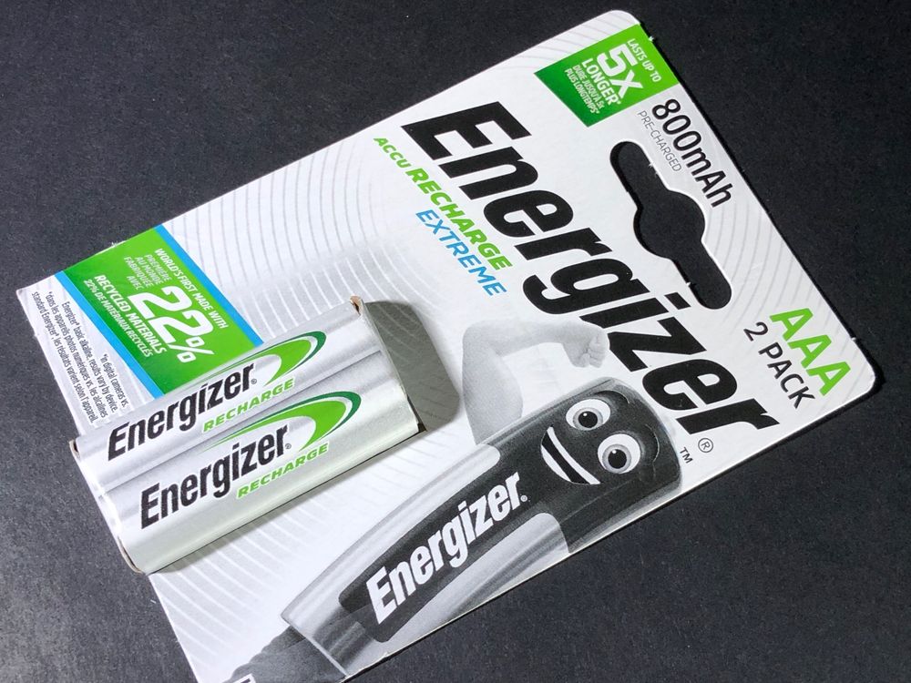 Energizer Accus: Energizer Akku AAA, 800mAh, 2 Stk. wiederaufladbar - Neu OVP – Neuf avec emballage d'origine à Bergdietikon par Garak