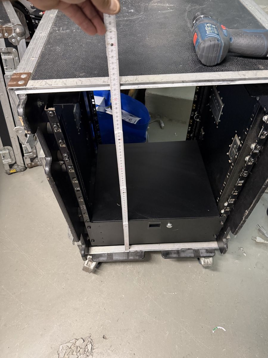 Autres accessoires: Case Rack mit schublade – D'occasion à Winterthur par aadc80 3