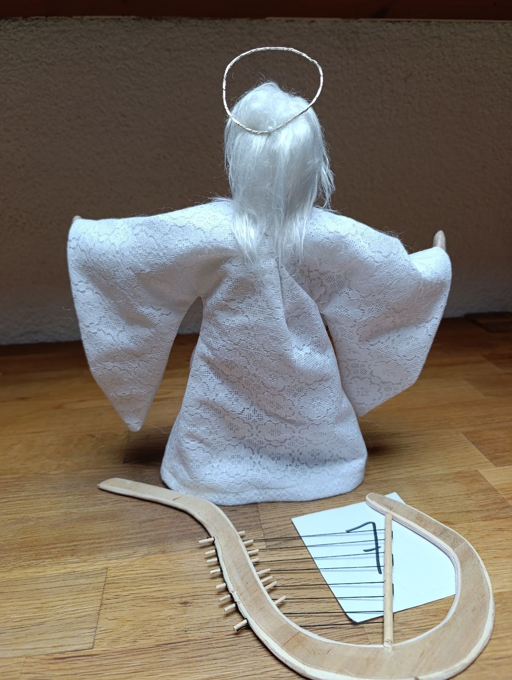 Statuette: Schwarzenberger Krippenfiguen Engel mit Harfe – Nuovo (secondo la descrizione) da Oberarth venduto da sil_9dfs 4