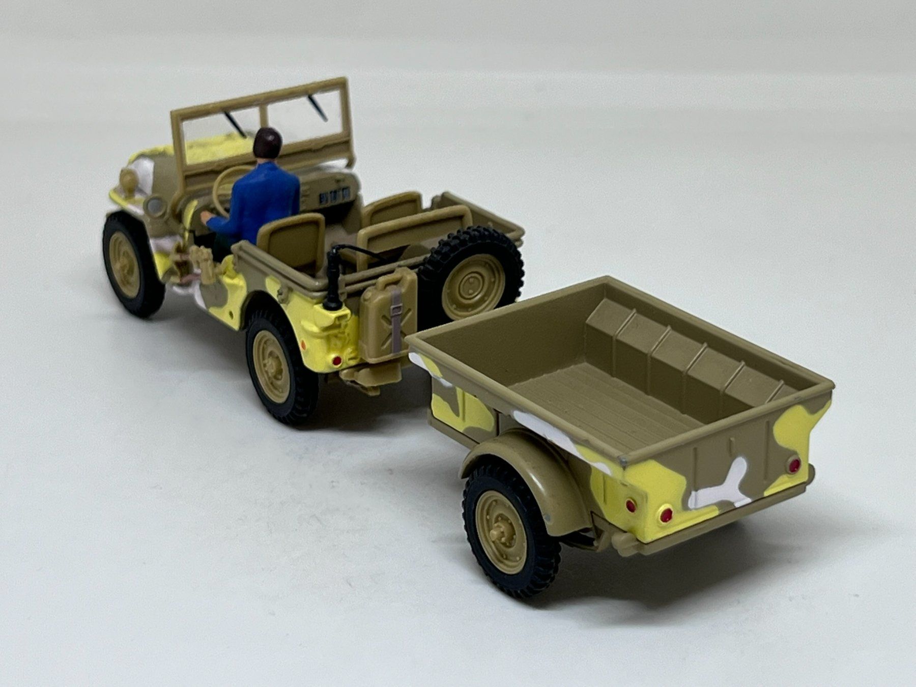 Voitures modèles: Jeep Willys & Trailer – D'occasion à Wildegg par LaaBoutique 2