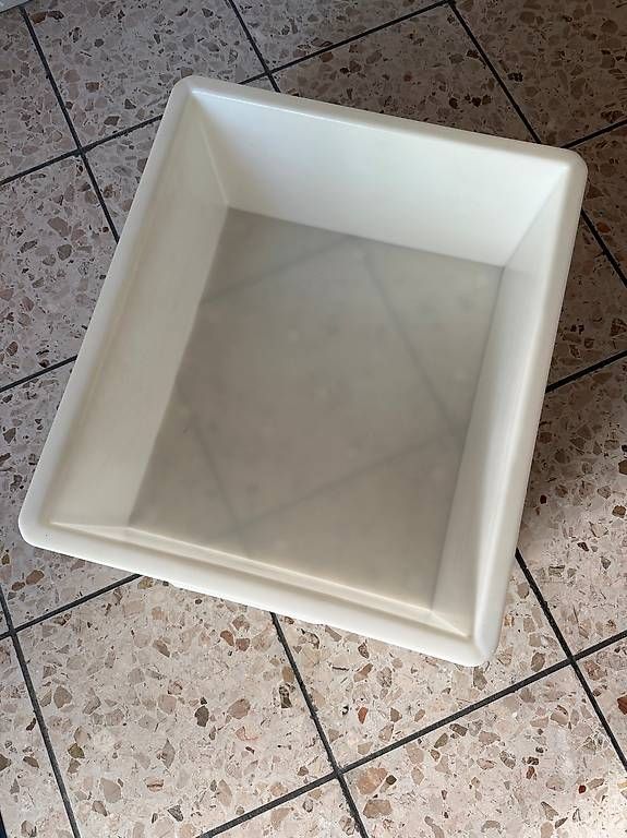 Casse di trasporto: PlastikBox, praktisch, stabelbar, vielseitig, stabil – Usato da Münsingen venduto da inf_kd6b