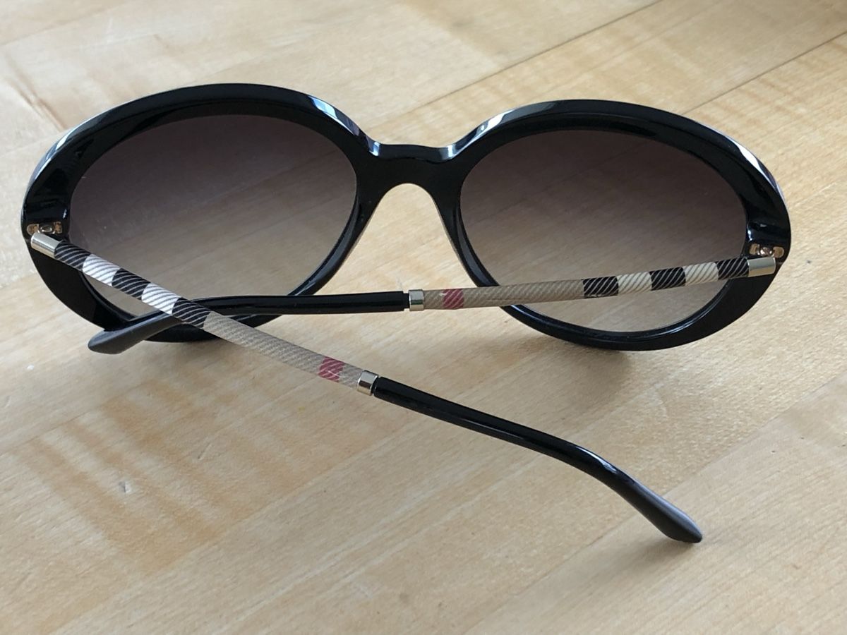 Burberry Occhiali & Lenti: Burberry Sonnenbrille – Usato da bern venduto da marion78 1