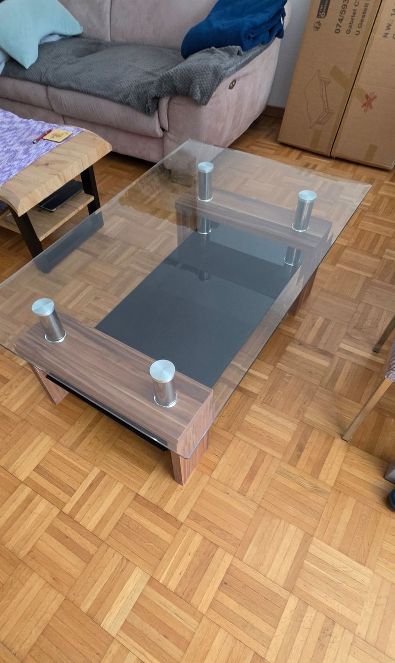 Tavoli: Glas-Couchtisch, modern, mit Ablage – Usato da Adlikon b.Regensdf venduto da sun_fw7w 1