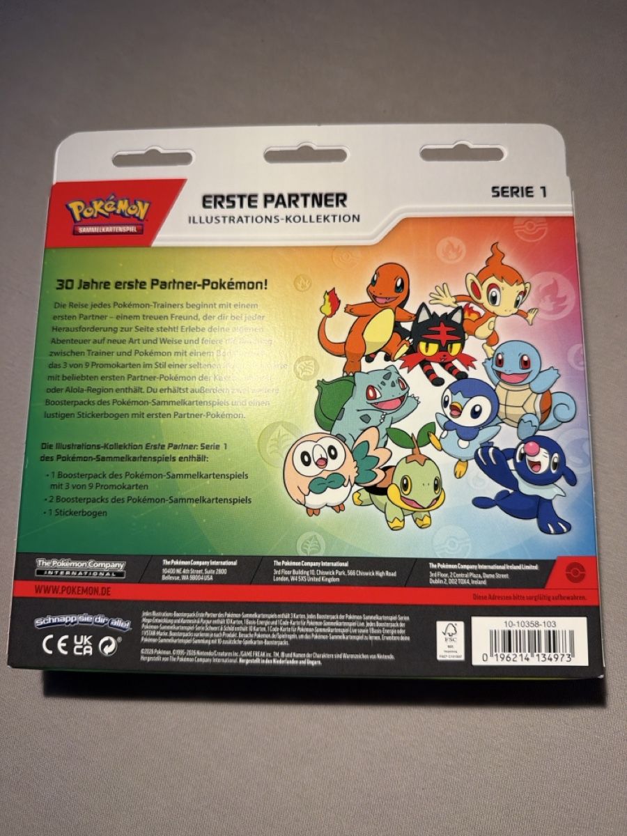 Pokémon Giocattoli: Pokemon Erste Partner Illustrations-Kollektion SEALED | EN – Nuovo e nell'imballaggio originale da Volketswil venduto da Pawi0 1