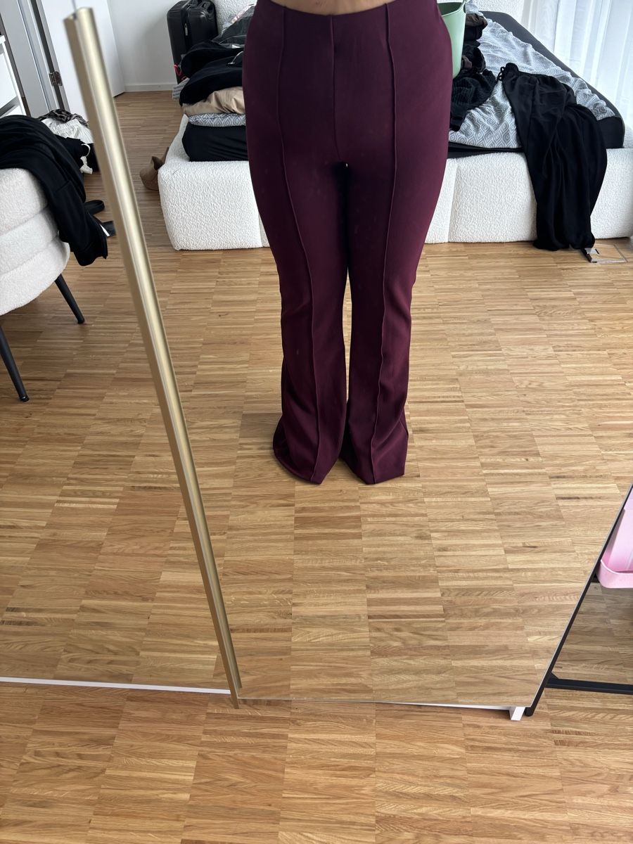 Pantaloni: Weinrote Strech Hose  – Nuovo e nell'imballaggio originale da Rudolfstetten venduto da alisa99