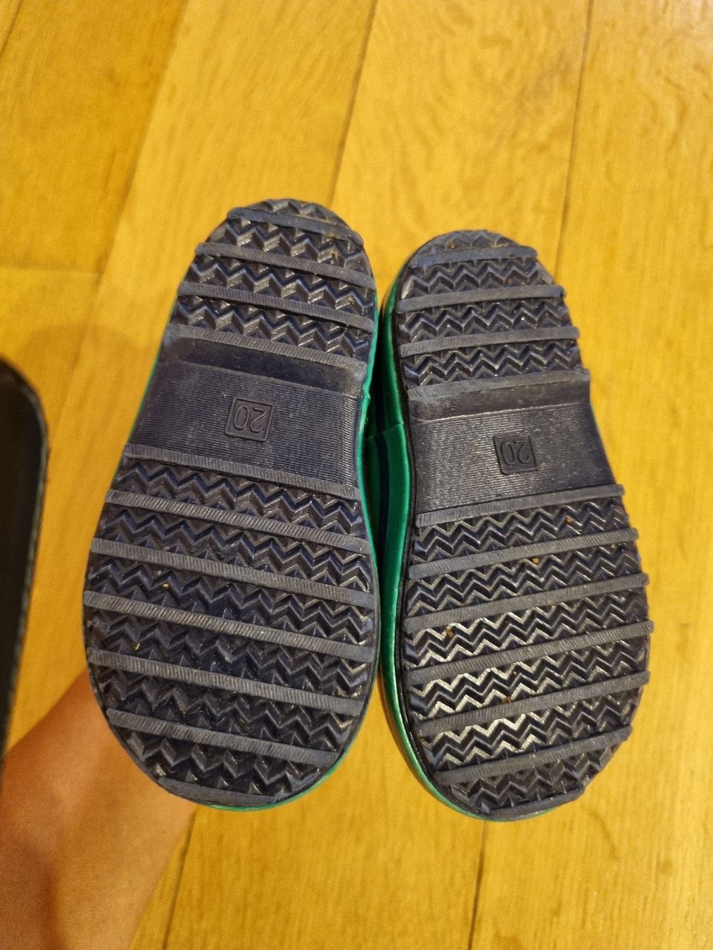 Schuhe für Jungen: Gummistiefel Gr. 20 – Gebraucht aus Chur von urs_x8x8 1