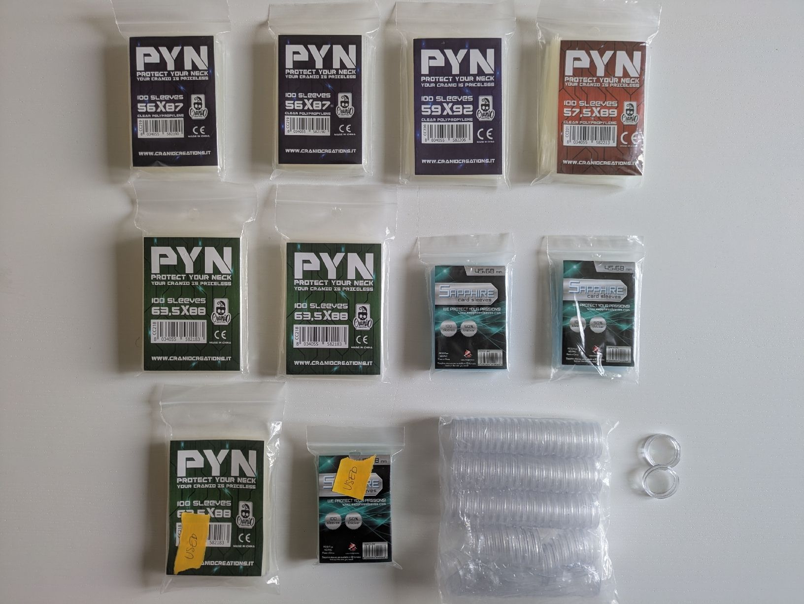 Cartoline: Card Sleeves and Coin Holders Bundle – Nuovo (secondo la descrizione) da Olten venduto da at_sellstuff