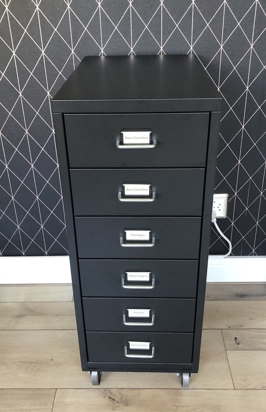 Ikea Eléments de bureau: Schubladenelement mit schönen Industrierollen – D'occasion à Rüti ZH par Jasna89